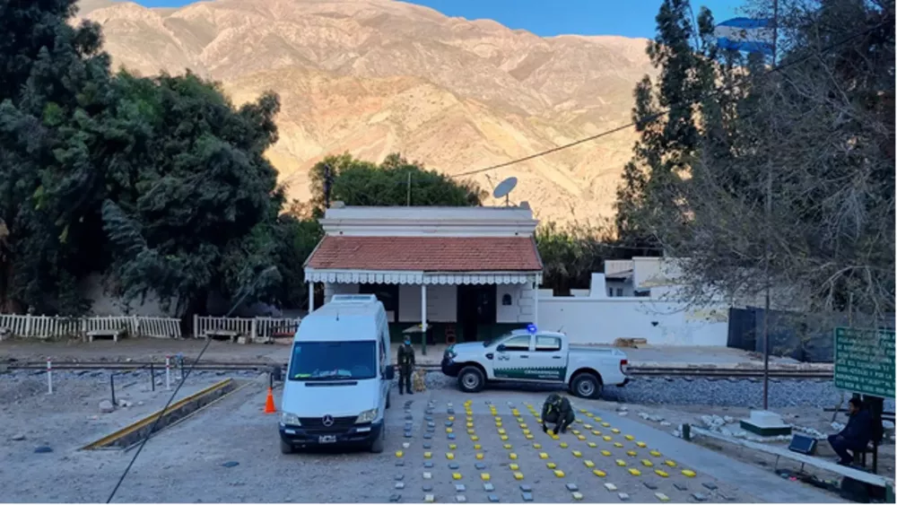 NARCOTRAFICO TUMBAYA3