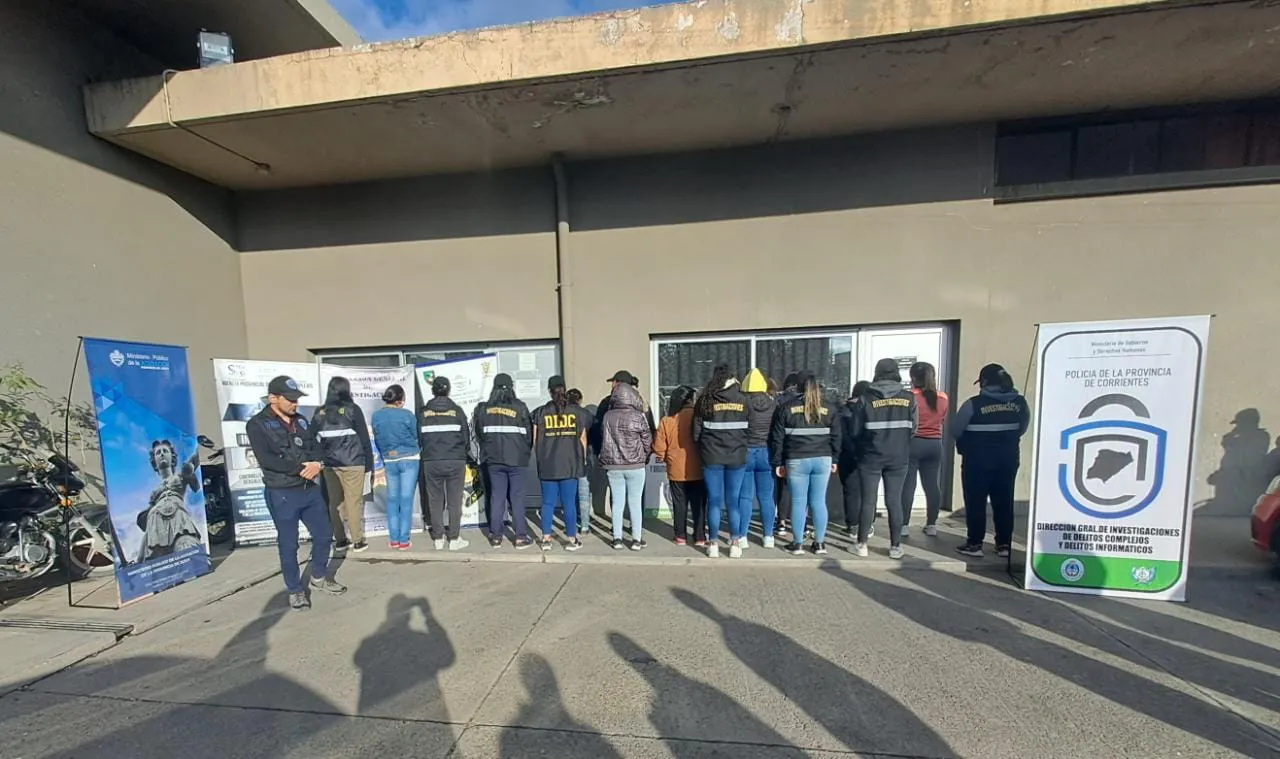 BANDA ESTAFADORES TELEFONO