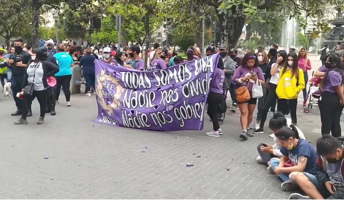 EXCLUIDOIS2