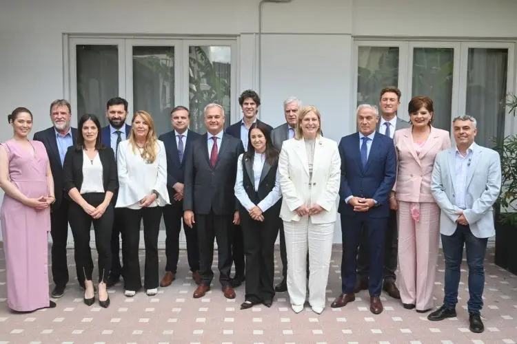 Provincias-Unidas-foto-de-familia-Scaglia-Paulon-Lousteau