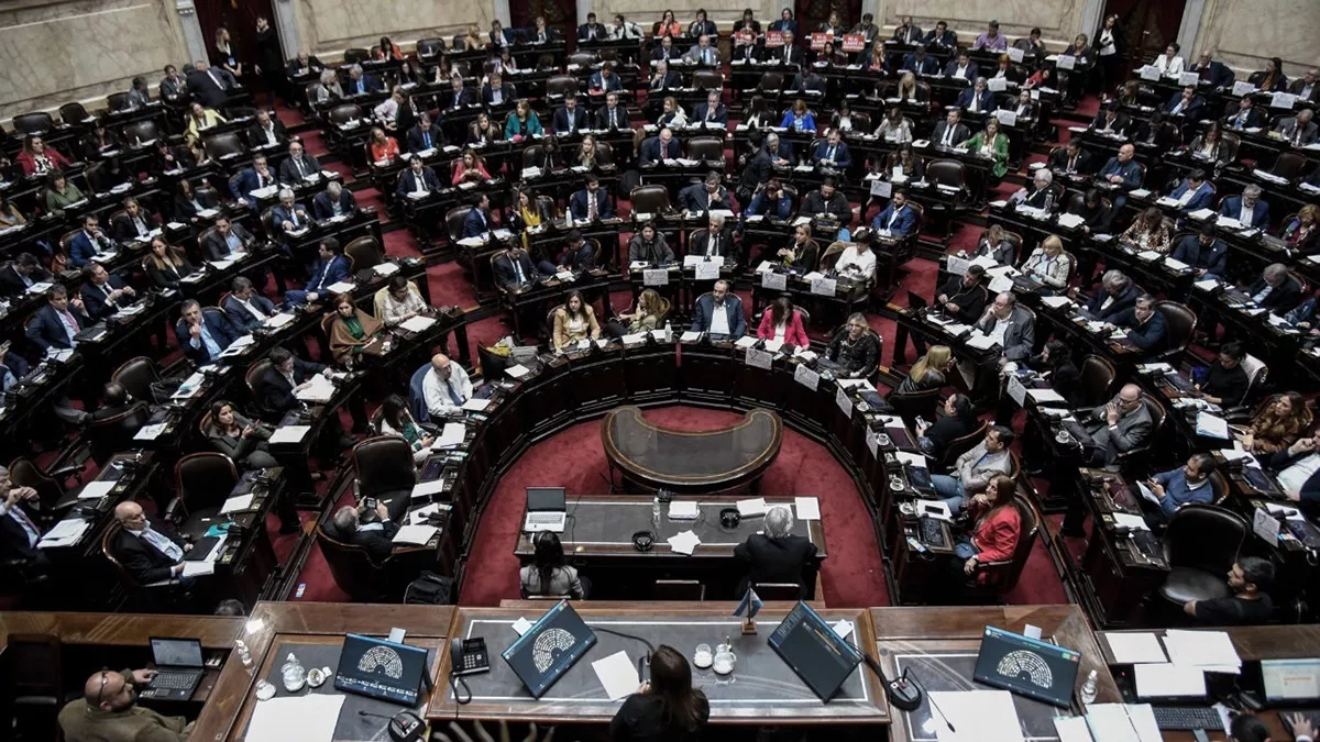 diṕutados presupuesto