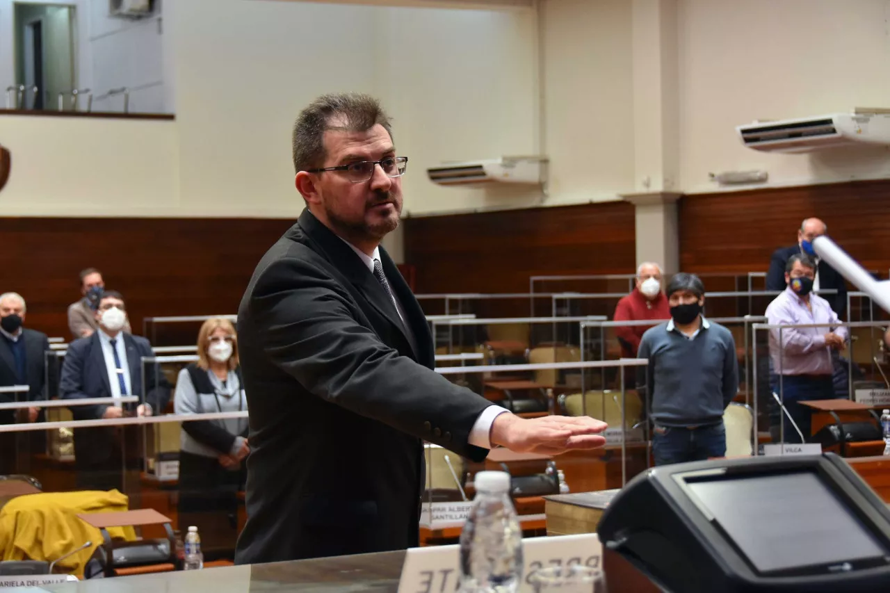 Javier Gustavo Olivera Pastor