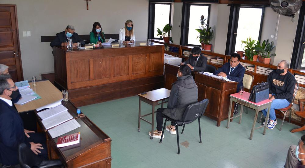 TRIBUNAL EN LO CRIMINAL Nº 3 - Juicio a R R Peralta x Homicidio en grado de tentativa y lesiones leves (1)