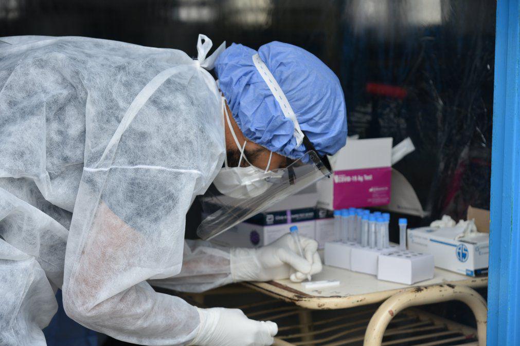 33 MIL CASOS COVID