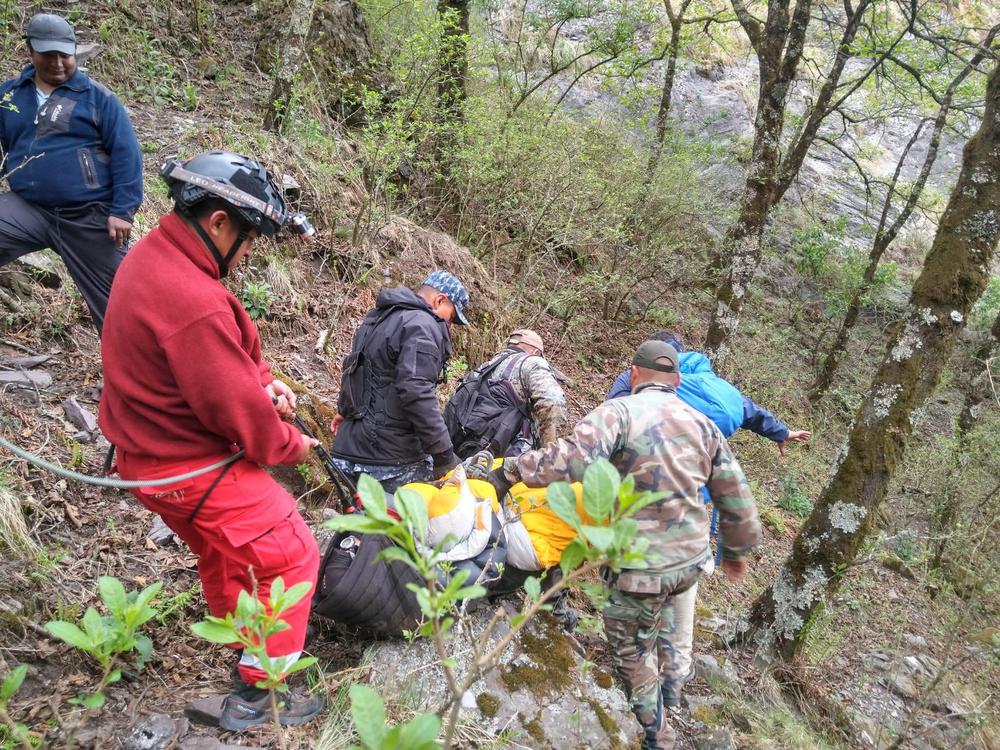 rescate cerro azul6