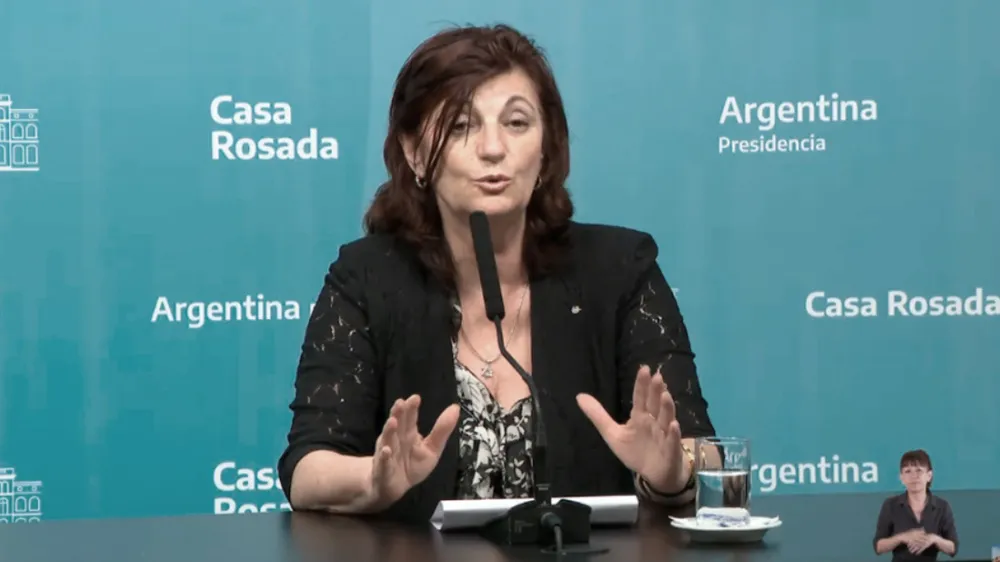 kely olmos ministra trabajo