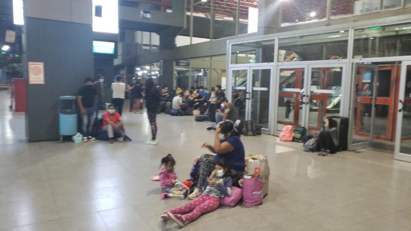 varados en la terminal de cordoba