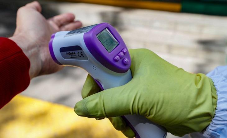 Temperatura-toma-covid-19-ilustrativa-12112021-editada