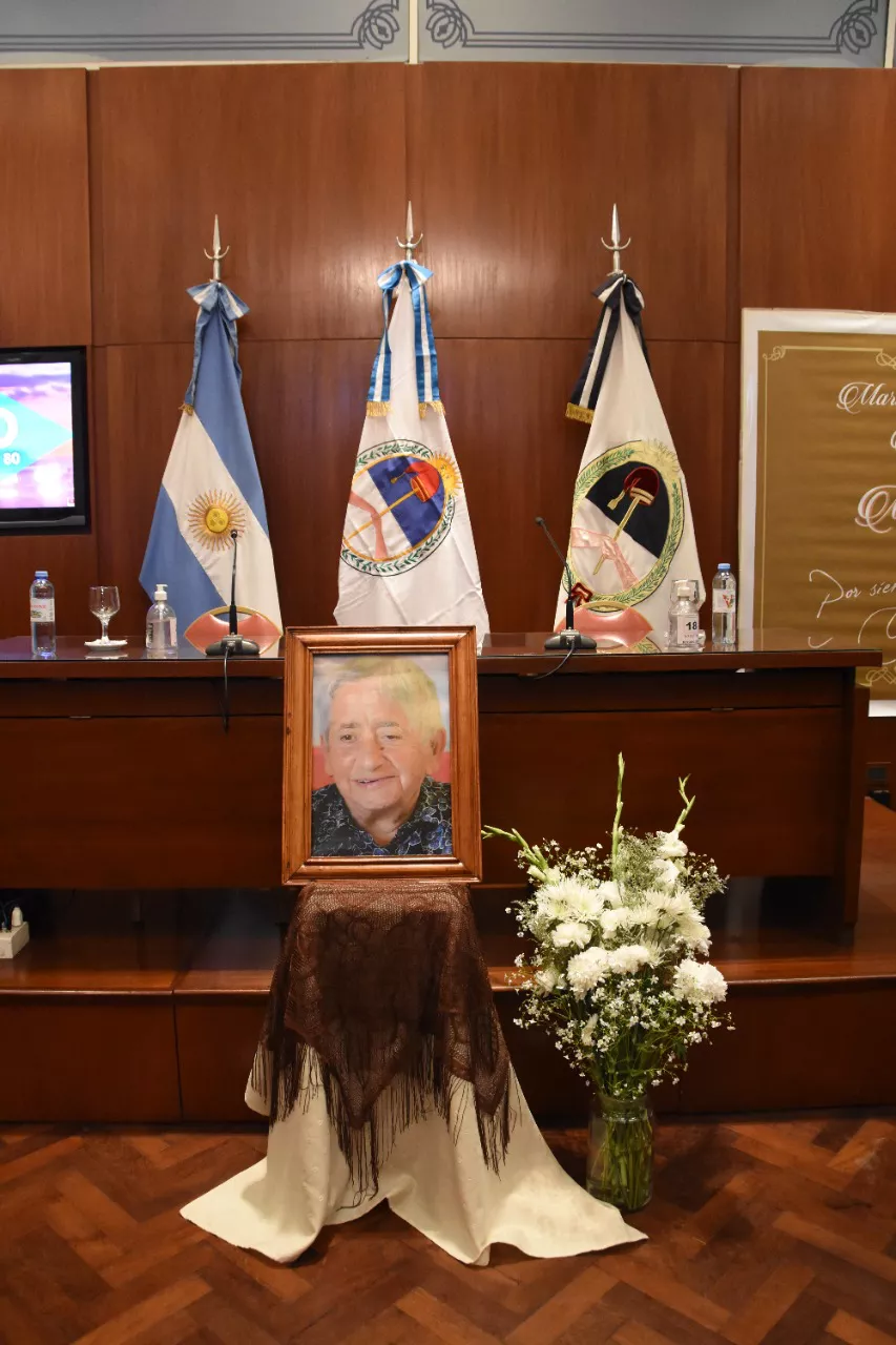 HOMENAJE MERCEDES CASTRO2
