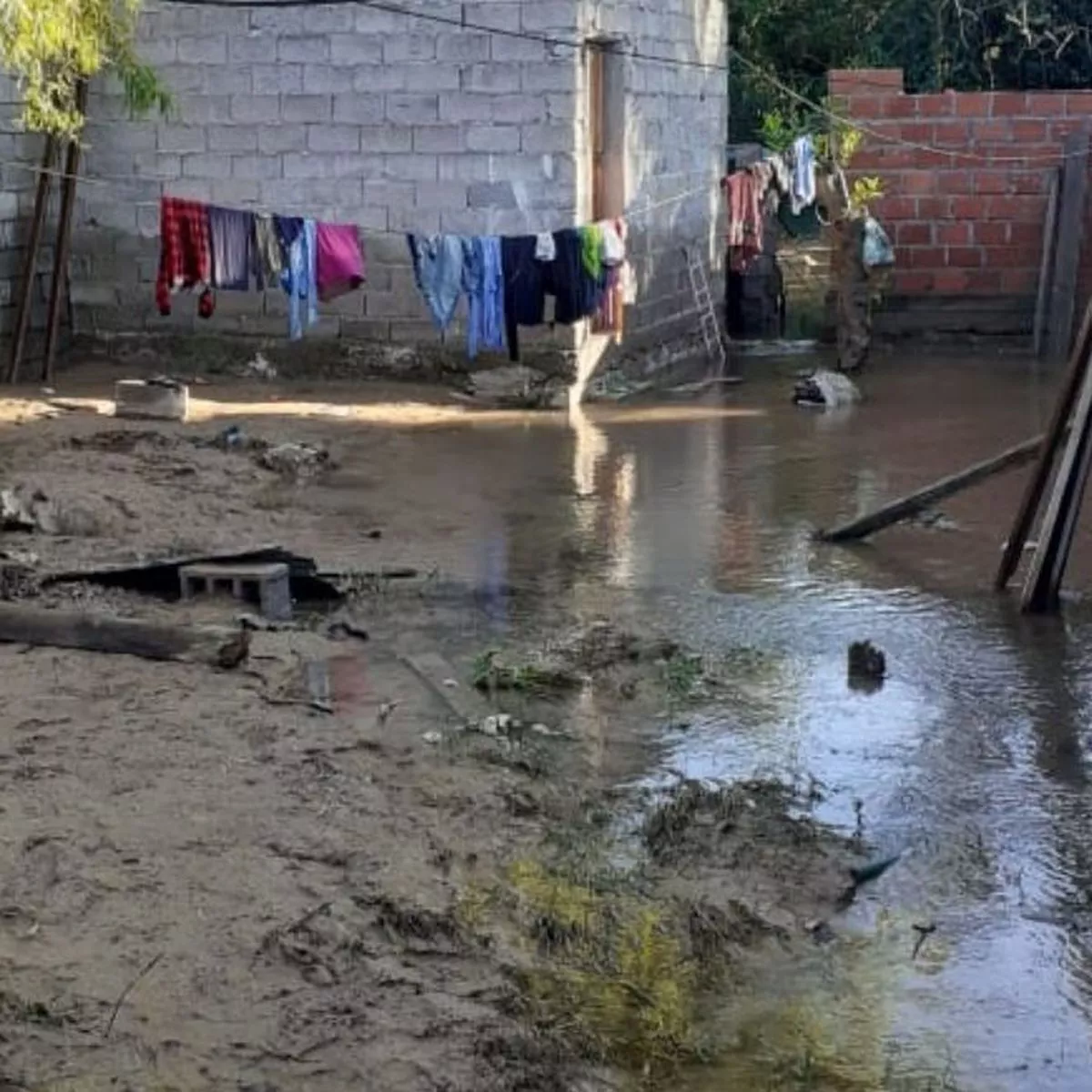 casas-agua-la-lluvia-foto-archivo