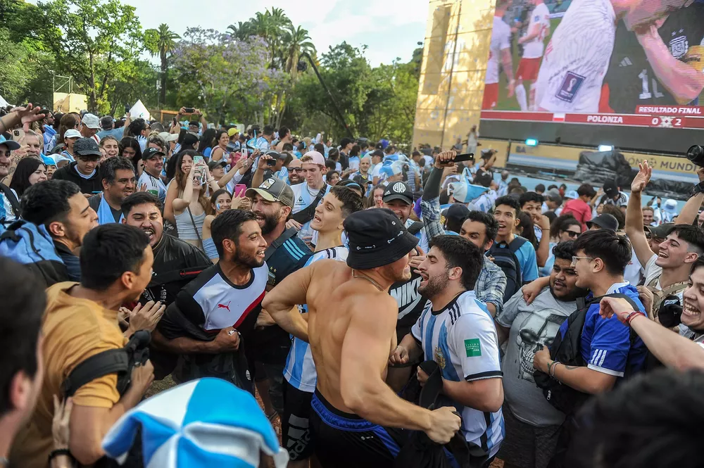 30-11-2022_ciudad_de_buenos_aires_hinchas