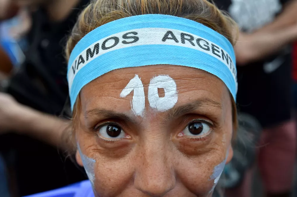 30-11-2022_miles_de_platenses_festejaron_hoy (1)