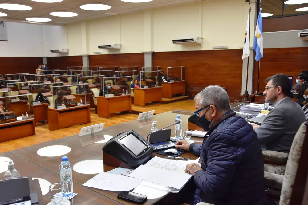 legislatura abud robles presidnete