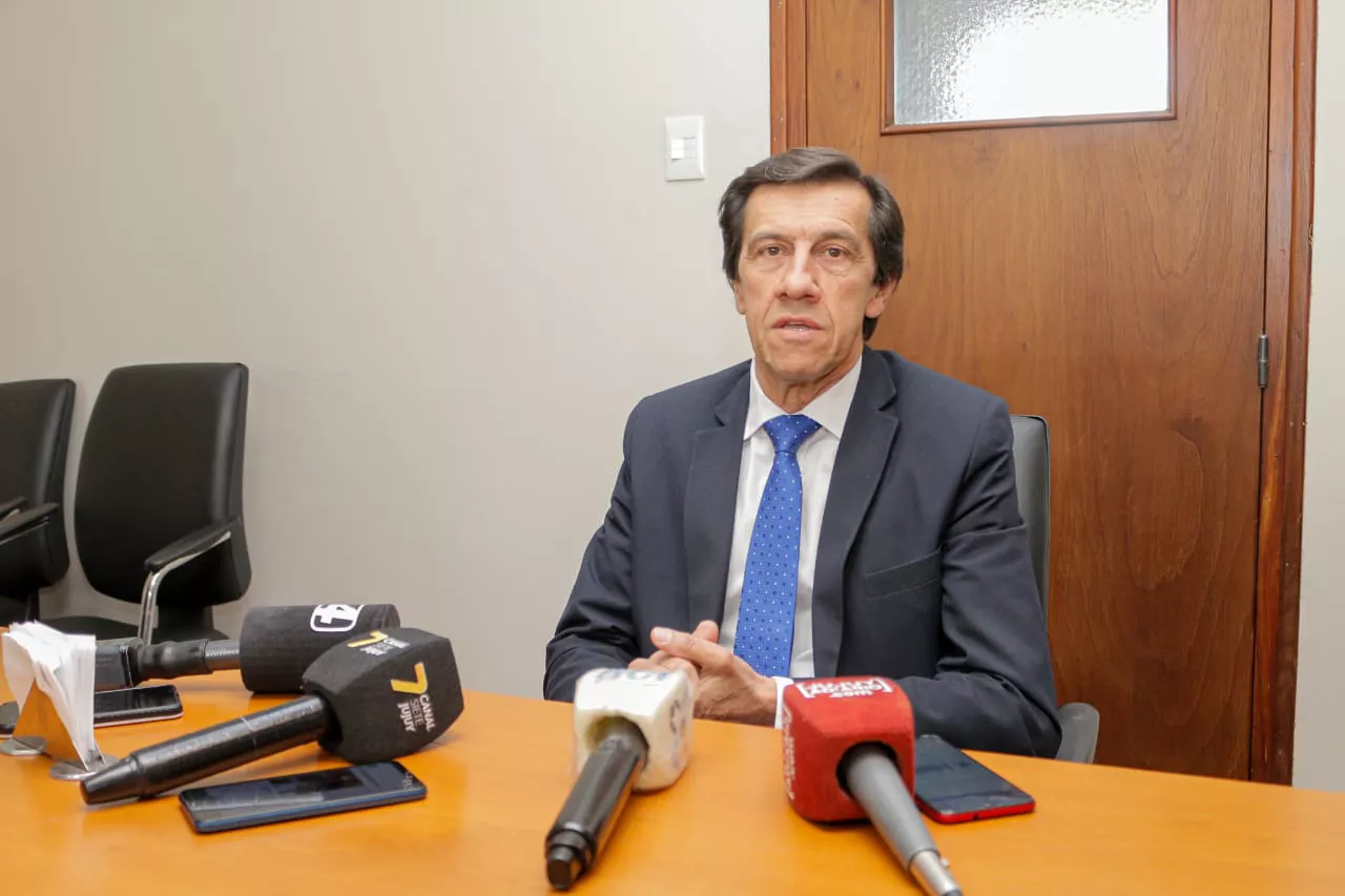 carlos sadir ministro