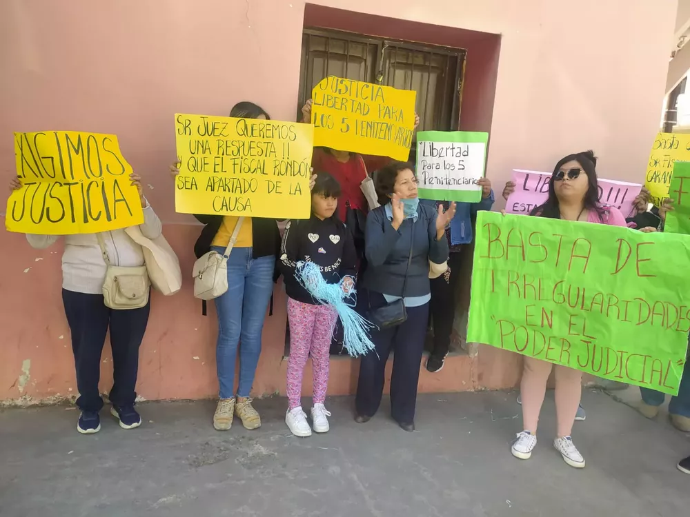 MARCHA PENITENCIARIOS DETENIDOS3