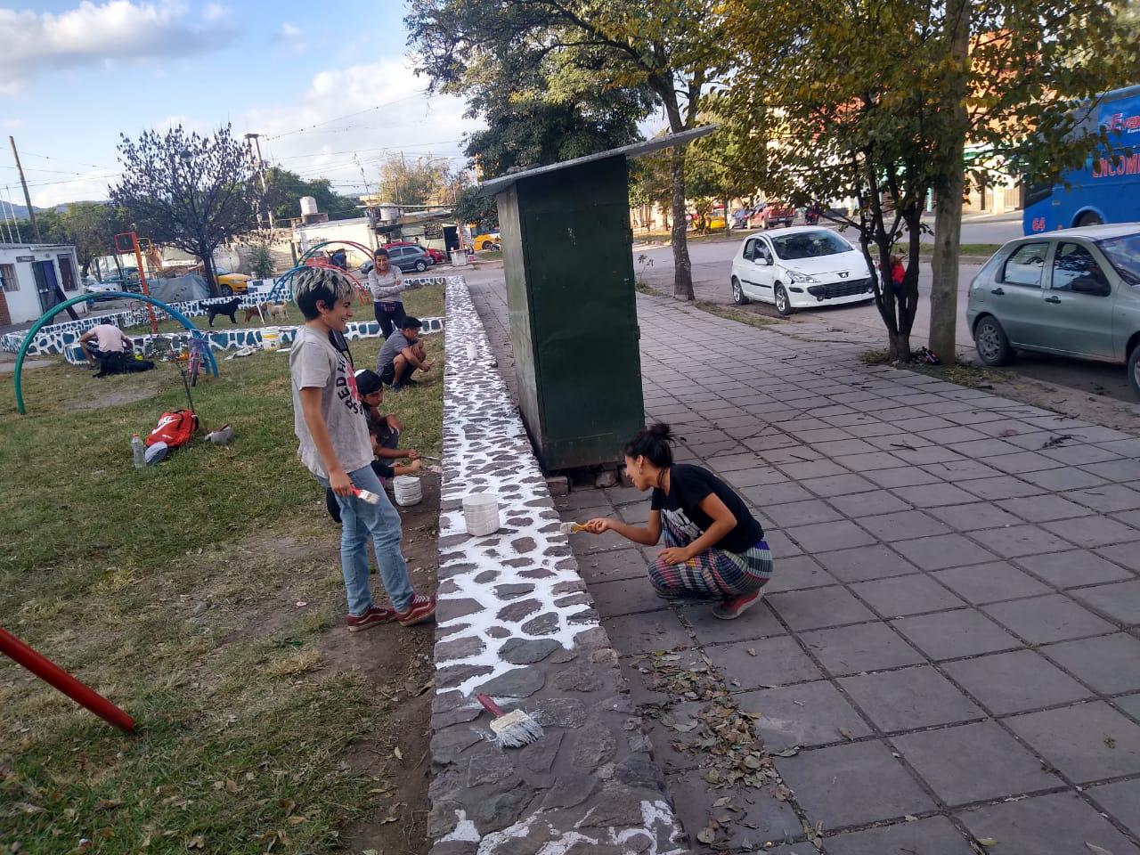 Plaza de Barrio San Pedrito arreglada por los chicos 003