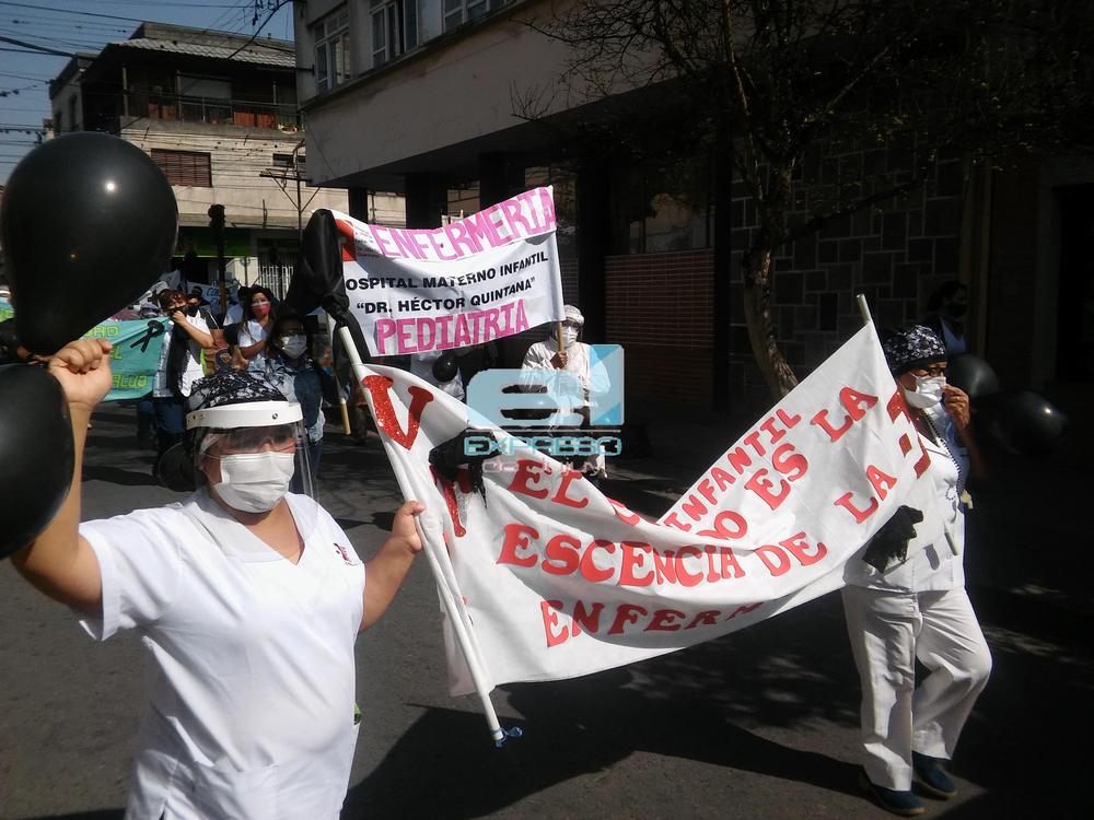 marcha enfermeros 21S (6)
