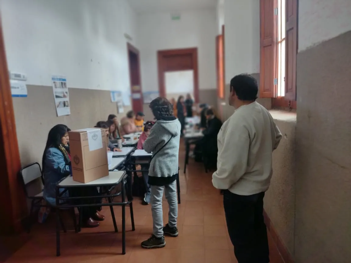 escuela belgrano voto
