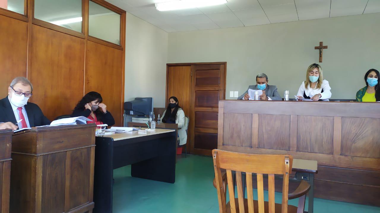 TRIBUNAL EN LO CRIMINAL Nº 3 - Juicio a DAC x por abuso sexual.Audiencia 15.4.21