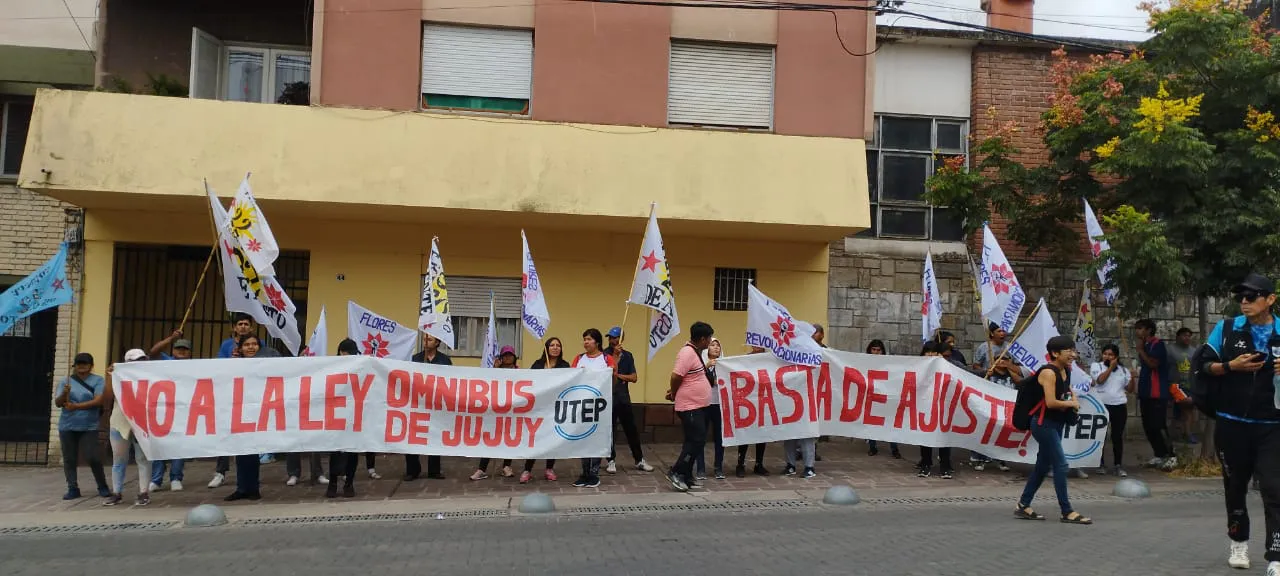 protesta gremios legislatura ley emergencia3