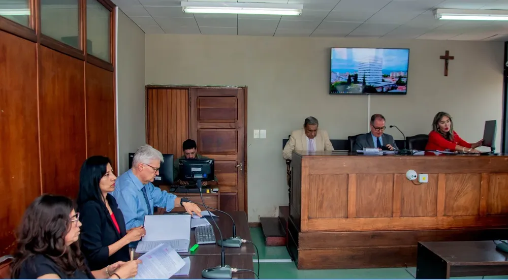 juicio hombre abuso menor