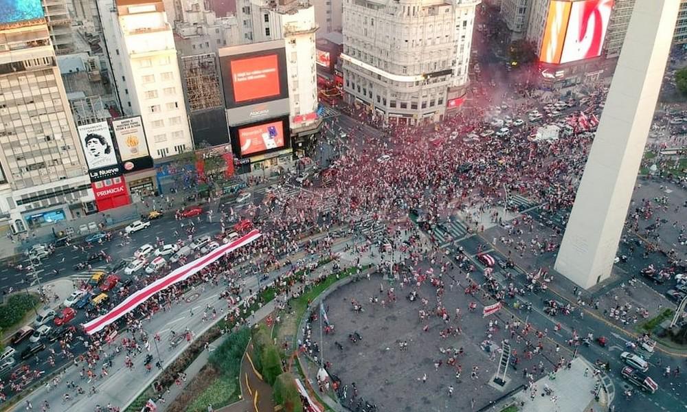river-caravana