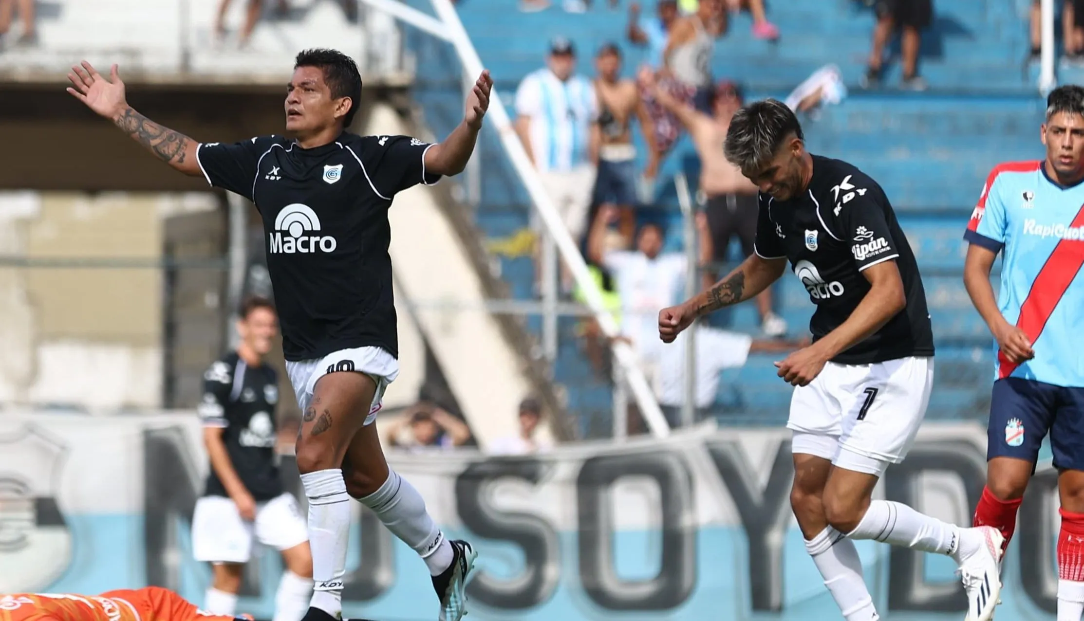 Primera Nacional: GIMNASIA LE GANÓ CON LO JUSTO A ARSENAL