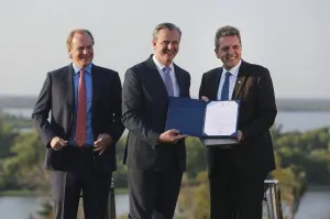 tn_055d80ecf31164d10bf8903024c7e6cf_300x199