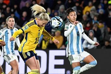 uuCMRNmKo_360x240__1