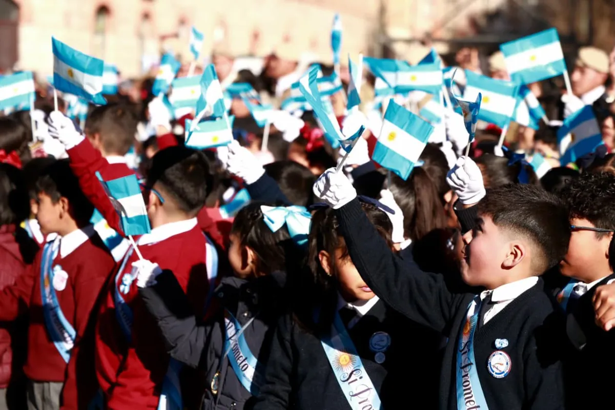 la quiaca dia bandera alumnos1
