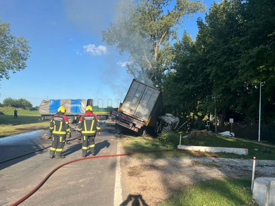 accidente rosario choque camiones1
