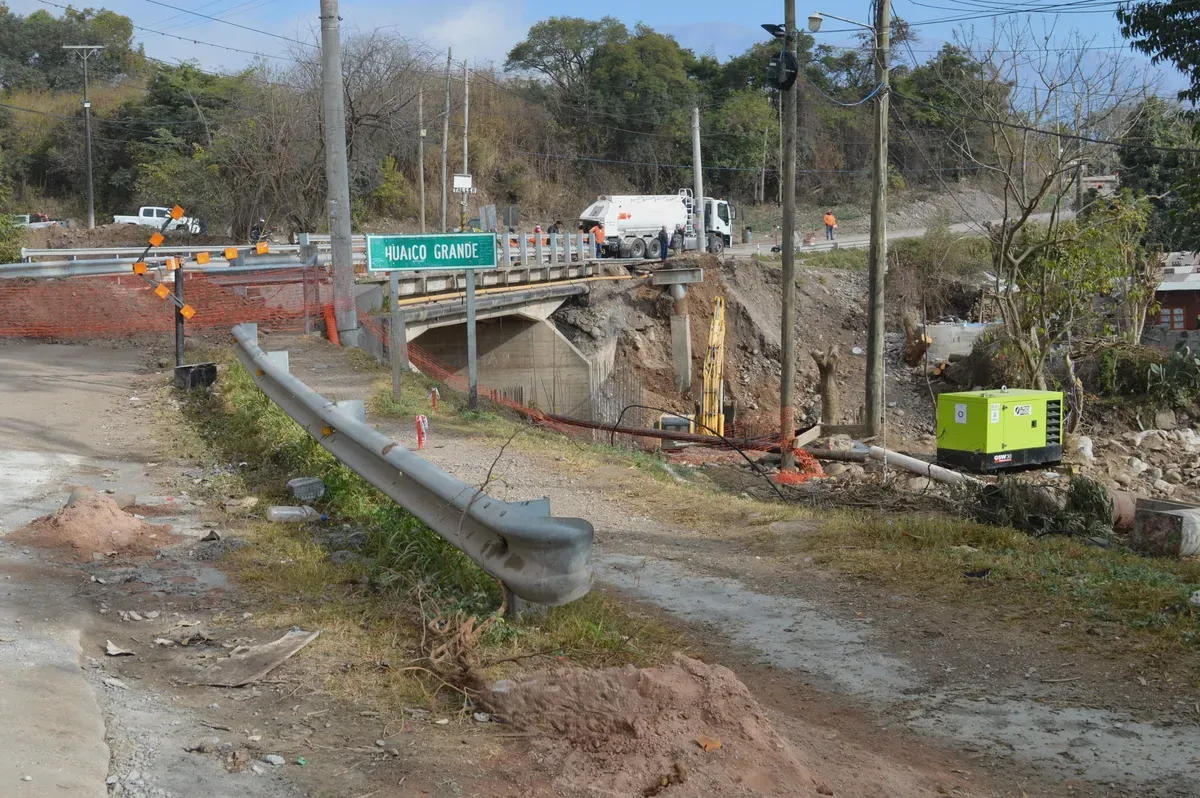 CONSTRUCCION PUENTE HUAICO GRANDE