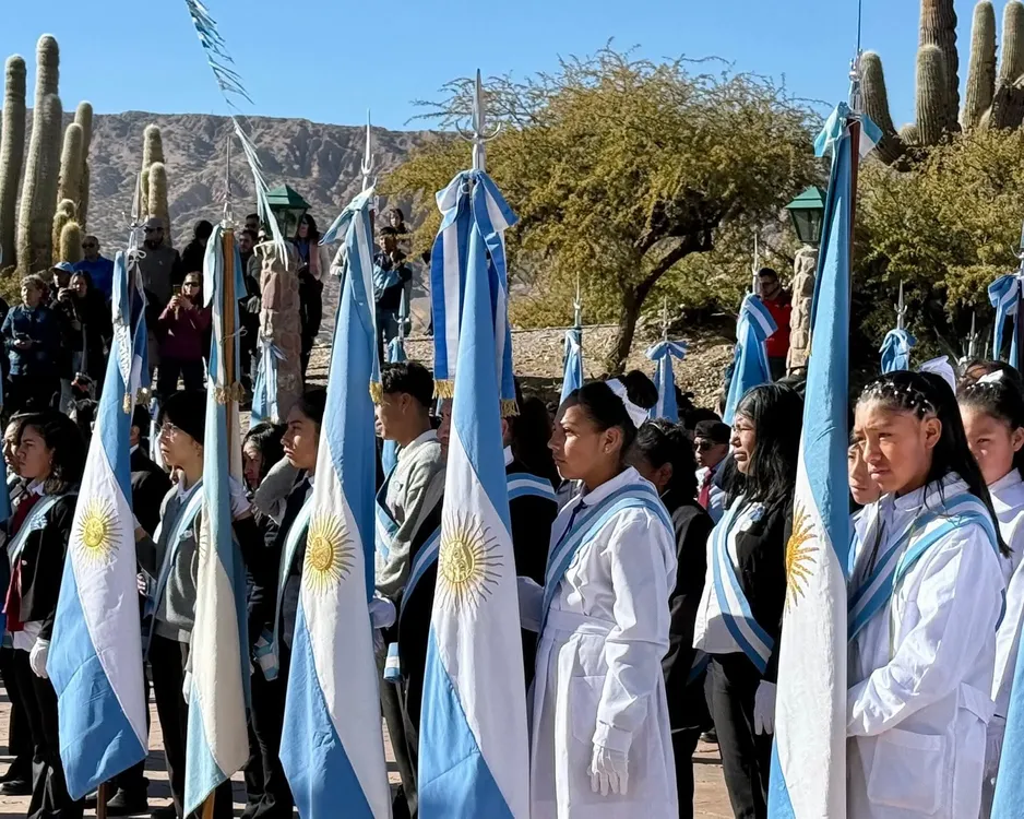 Acto 9 de julio Humahuaca 2