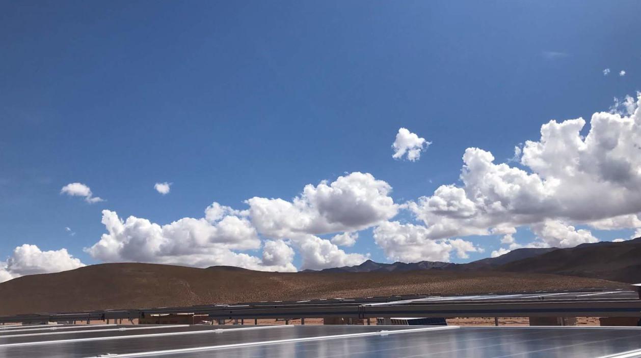 cauchari planta solar