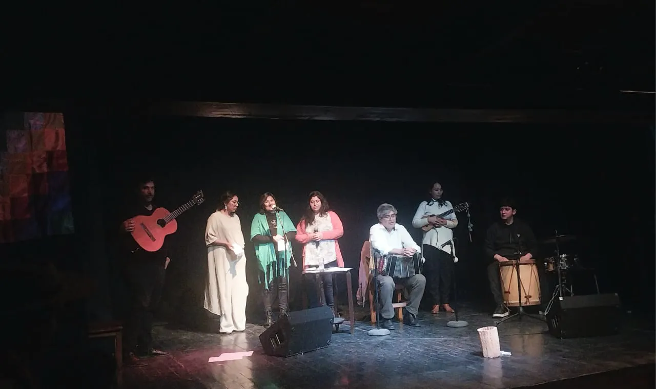 bolivianos capi nieva musica