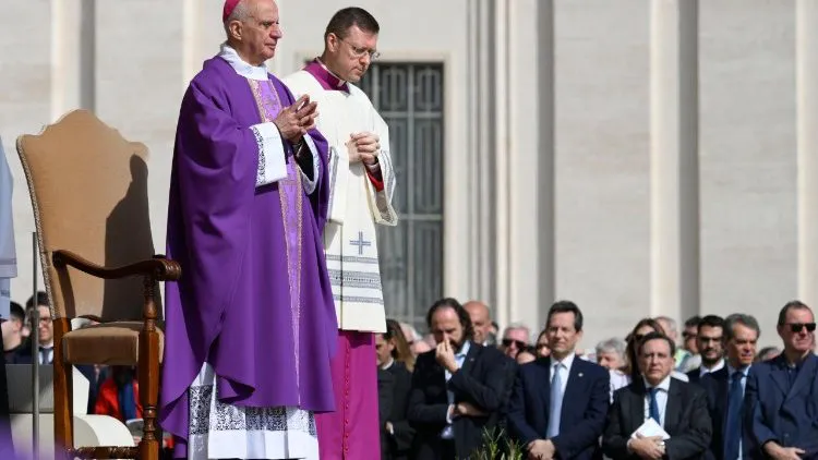 Mons. Fisichella, delegado del Papa como celebrante de la Misa Jubilar de los enfermos
