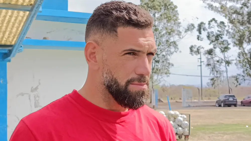 TORTUGA FERNANDEZ, GIMNASIA Y ESGRIMA