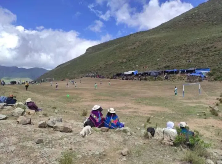 Reclamo cancha caspala4