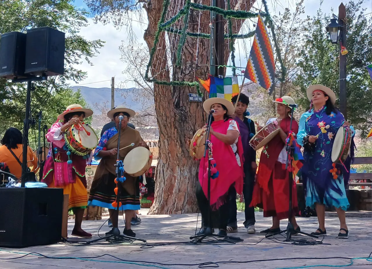 MUJERES ARTISTAS 9° ENCUENTRO JALLALLA WARMI3