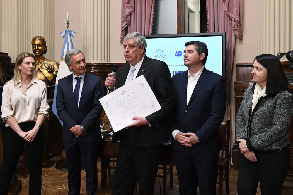 distincion senado empresas