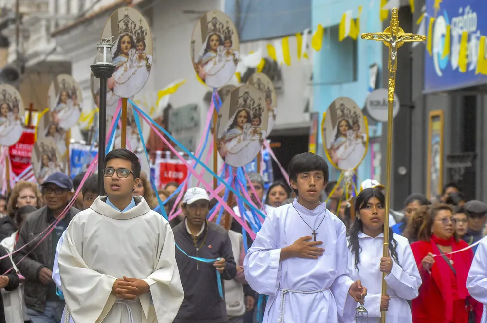 en-la-catedral-de-san-sal_1018076