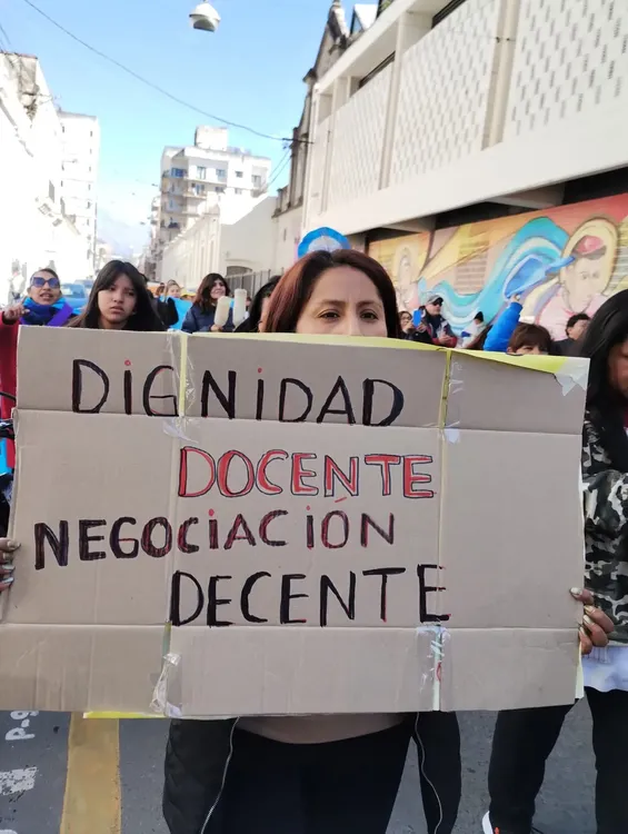 PARO Y MARCHA DOCENTES ADEP1