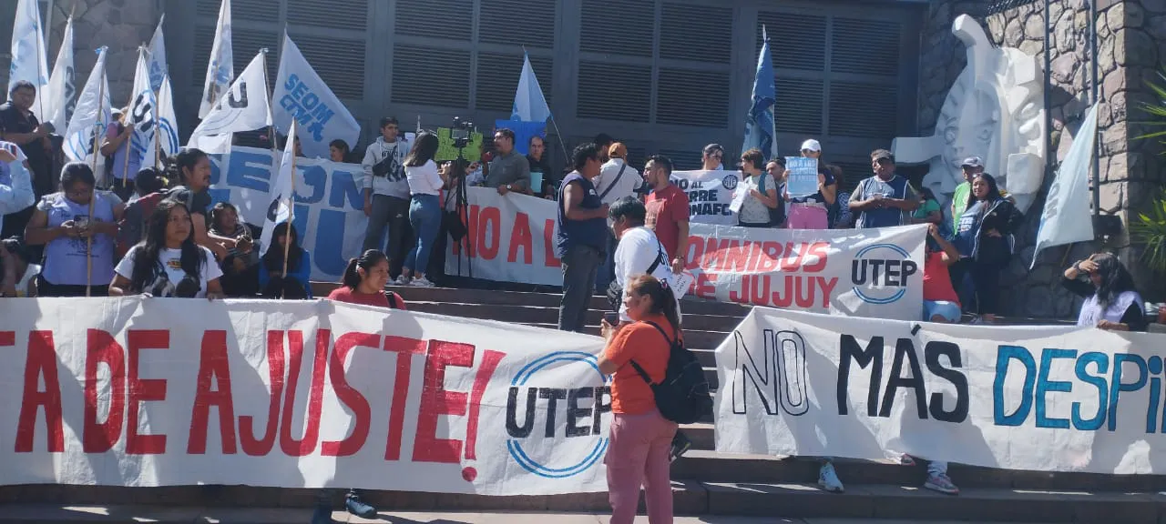 protesta gremios legislatura ley emergencia4