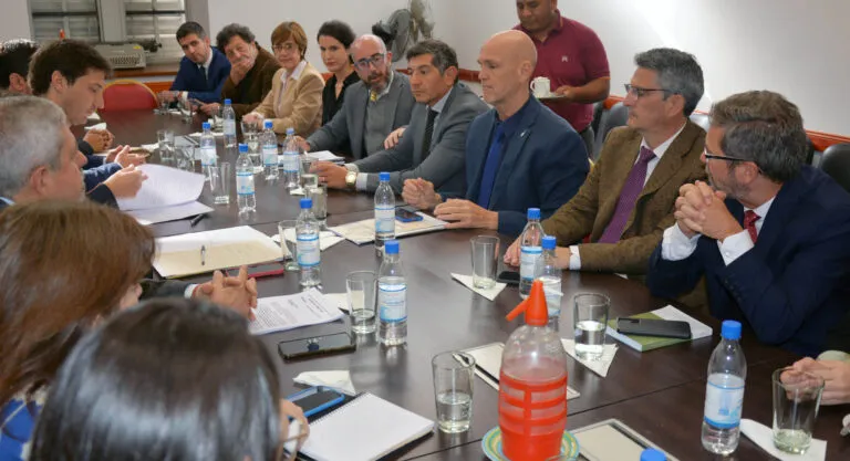 CREACION-CONSEJO-MAGISTRATURA-REUNION-JUECES-SCJ-TRIBUNAL-EVALUACION-Y-LEGISLADORES-9.9.25-768x417