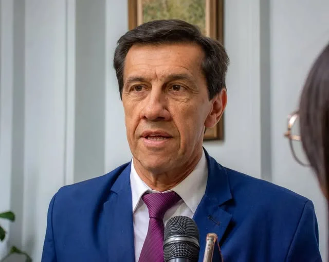 carlos sadir gobernador