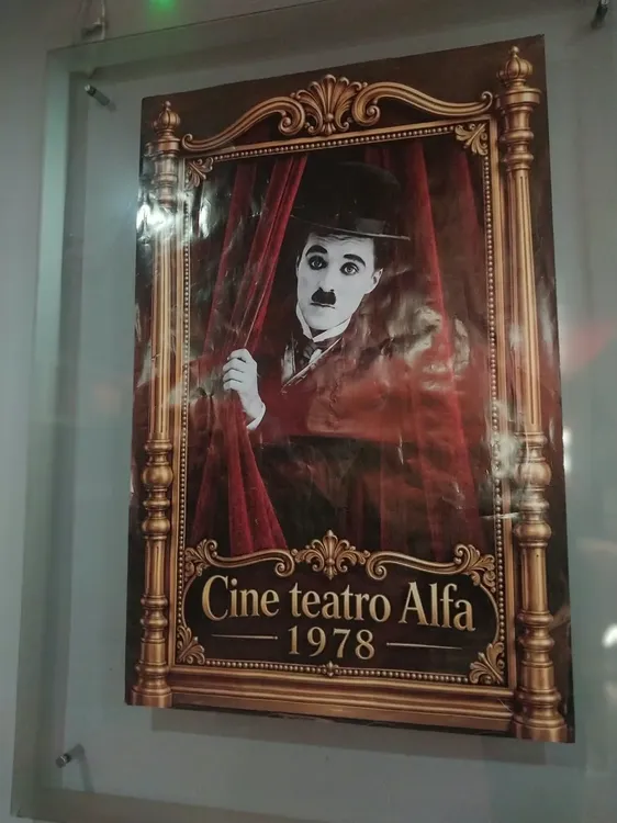 cine alfa historia a