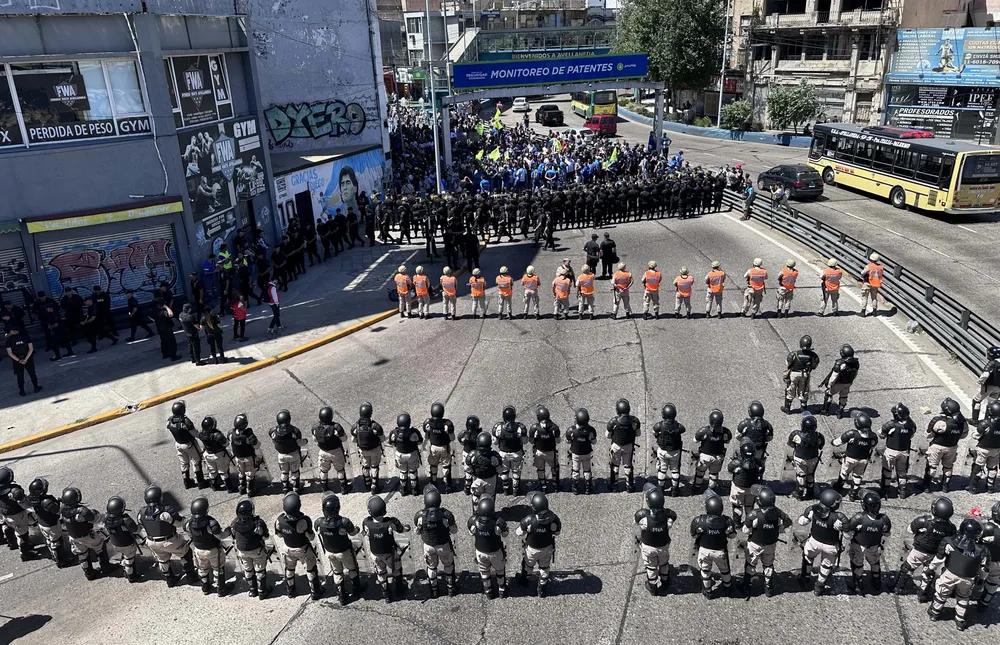 personal-de-prefectura-co_1041262