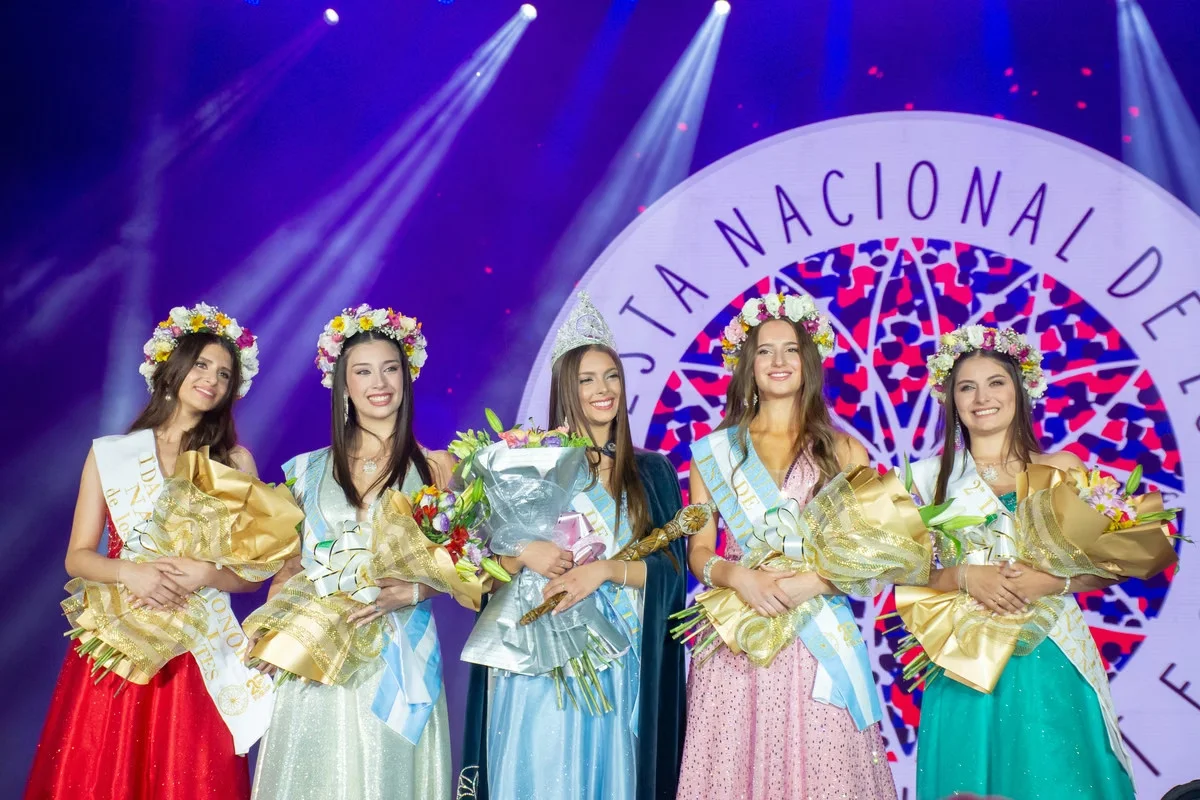 eleccion reina nacional tan bionica