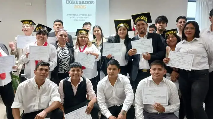 Bachillerato a distancia egresados 2024 5