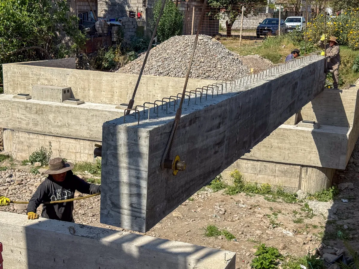 puente avenida snopek alto comedero1